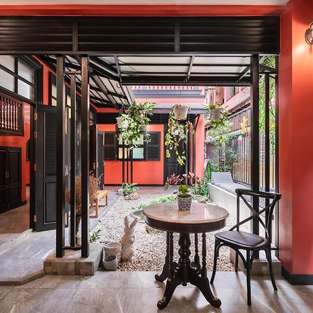 De Phanakron Boutique Hotel Bangkok Exterior photo