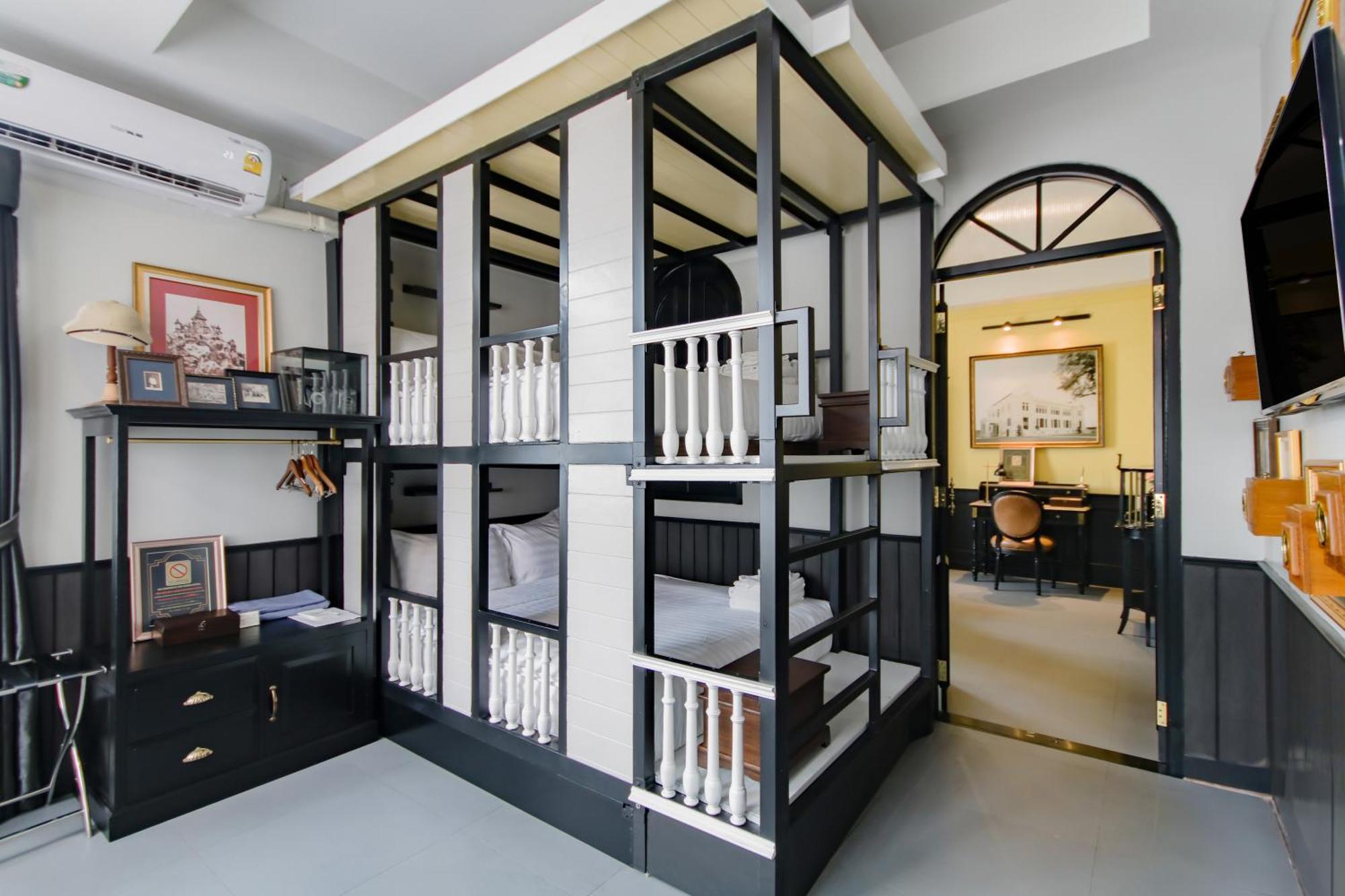 De Phanakron Boutique Hotel Bangkok Exterior photo